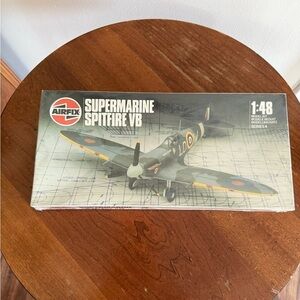 Airfix Supermarine Spitfire VB 1/48 Model Kit Factory Sealed Airplane WWII